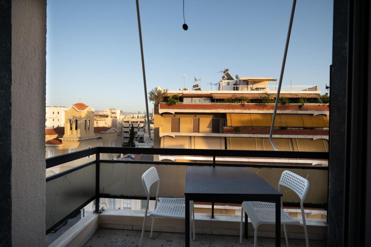 Dimotiko Theatro Metro St. 1 Bedroom 4 Pers. Flat Pireus Eksteriør bilde