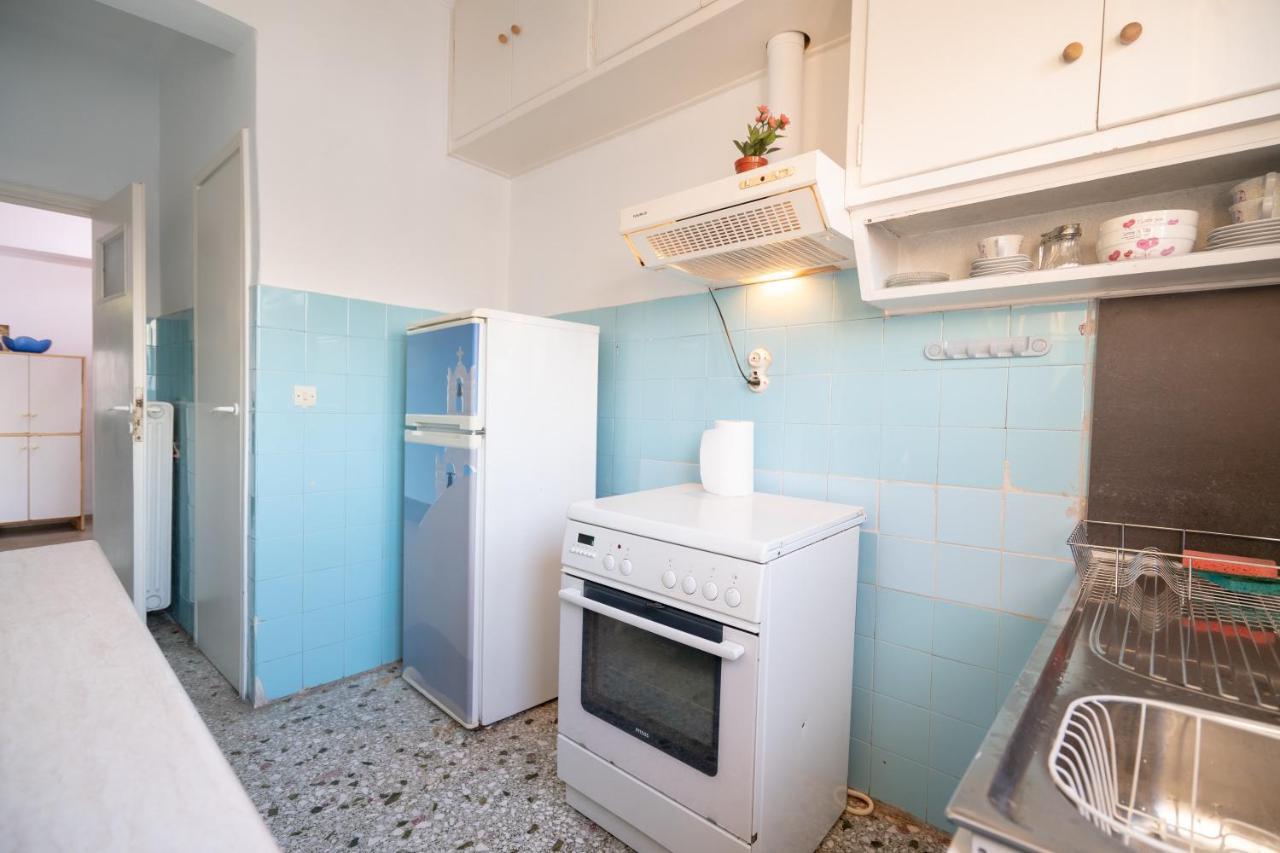 Dimotiko Theatro Metro St. 1 Bedroom 4 Pers. Flat Pireus Eksteriør bilde